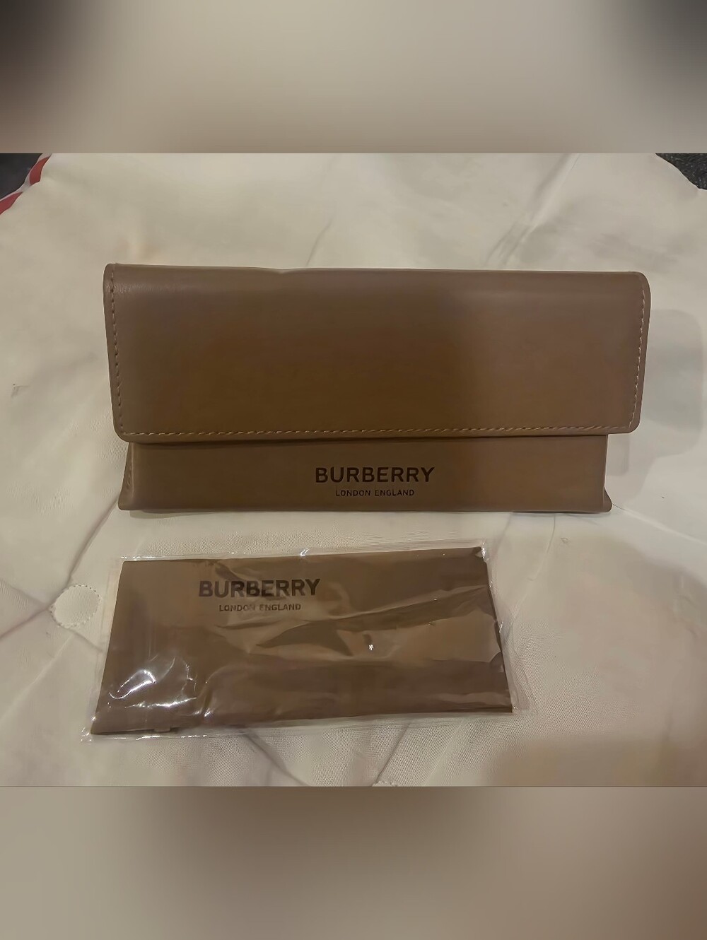 Burberry London England Tan Brown Soft Leather Case